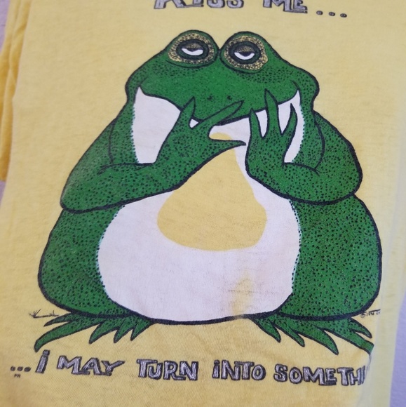 Vintage Lady T graphic frog yellow shirt large - Picture 9 of 9